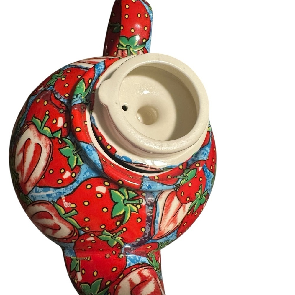 Paul CARDEW DESIGN Classic STRAWBERRIES TEAPOT w/LID Made in ENGLAND 5 Cups - Picture 6 of 10
